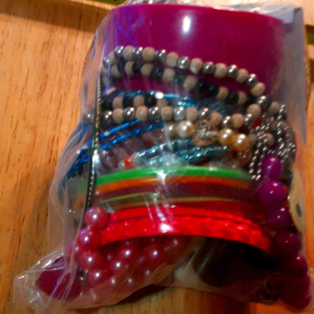 Mixed girls costume jewelry